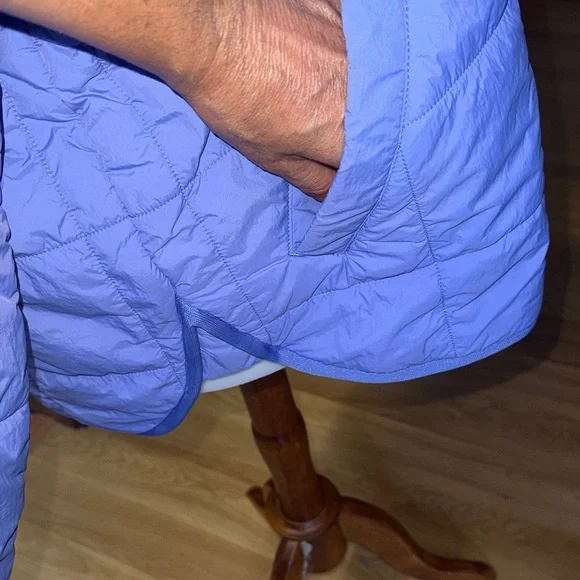 Roxy size Large L NWT NEW Women's periwinkle Blue Puffer Jacket - Picture 4 of 11